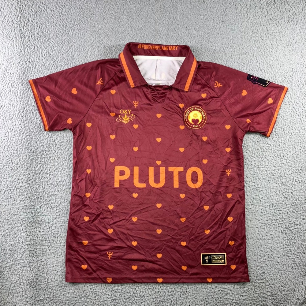 Olive & York Pluto Soccer Jersey Men L Heart of Plutonian Burgundy Blokecore